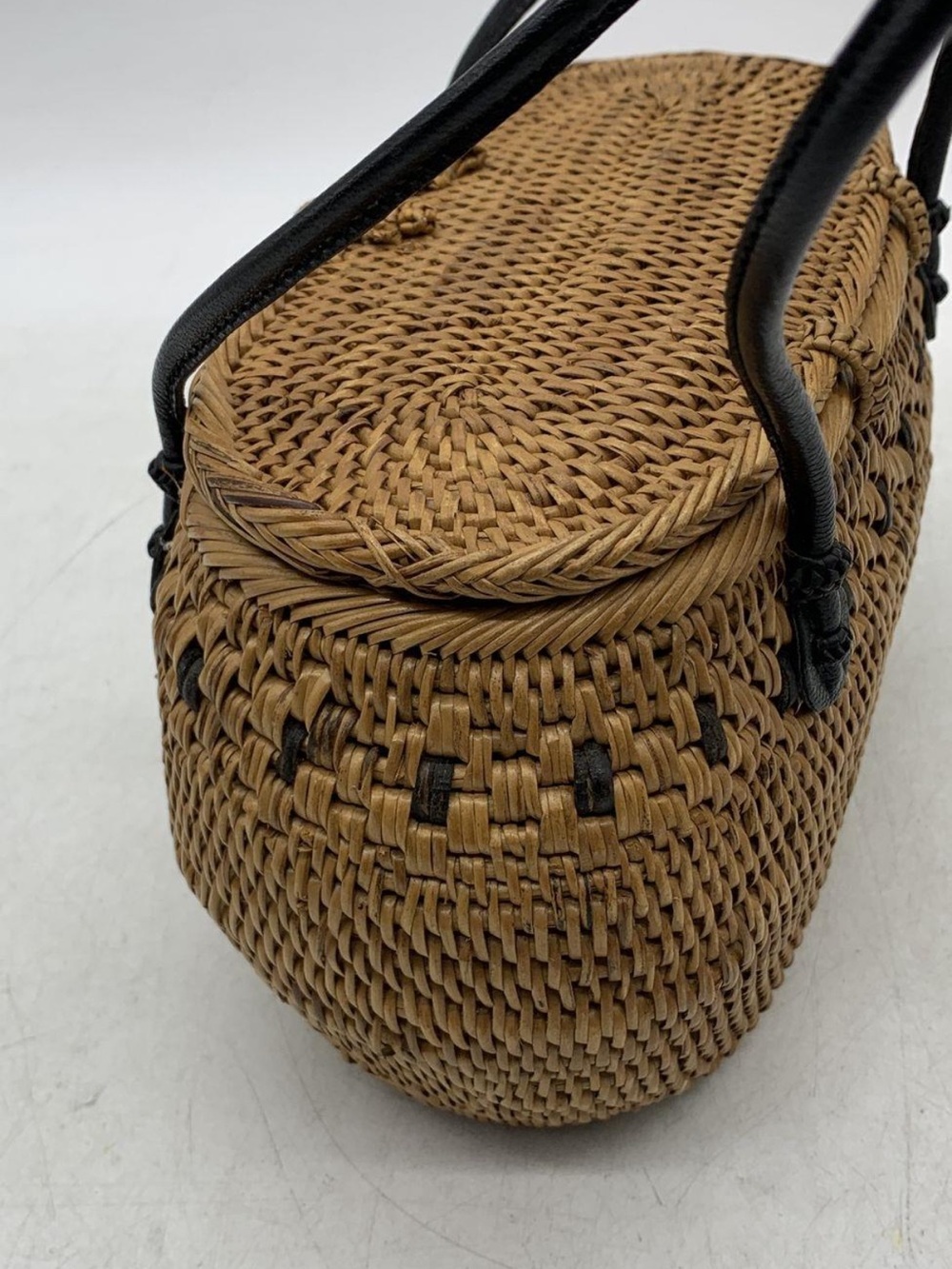 Vintage Rattan Woven Boho Handbag Brown Basket Purse Blue Batik Lining - Picture 7 of 8